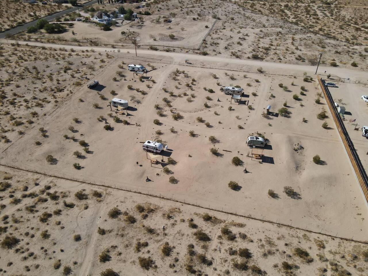 Jt Village Campground - Star Stream Joshua Tree Buitenkant foto